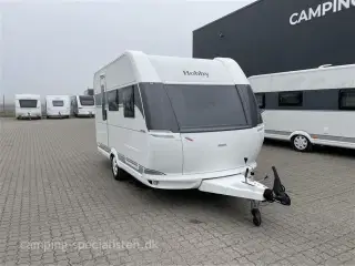2024 - Hobby On Tour 390 SF   Hobby On Tour 390 SF ny model 2024 kan ses nu hos Camping-Specialisten.dk