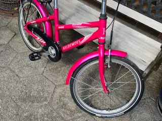 Pigecykel Kildemoes, med 3 indvendige gear, 24 “