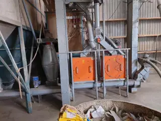 - - - Kopelevator 330 cm.