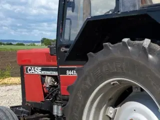 Traktor købes