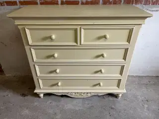 FLOT ROMANTISK KVALITETS KOMMEDE FRA ILVA