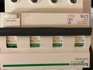 Helt ny kombiafbryder