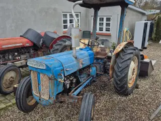 Fordson Super Dexta