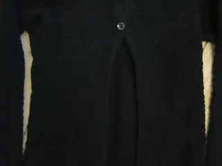 Pompdelux sort lang cardigan, str. 134