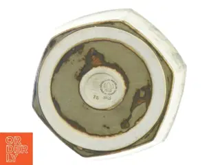 Kongelig Dansk Stentøj B&G 5805 Sekskantet skål lysebrun glasur Lisa Enquist fra Bing Og Grøndahl (str. 12 x 6 cm)