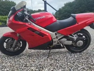Honda VFR750
