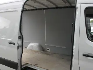 Mercedes Sprinter 316 2,2 CDi A2 Kassevogn aut. RWD