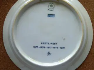 Royal Copenhagen platte - Tarok - årets hest