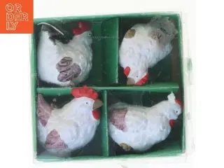 Gamle nye Dekorative hønsefigurer i kasse