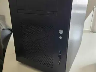 Server/Mediecenter sælges
