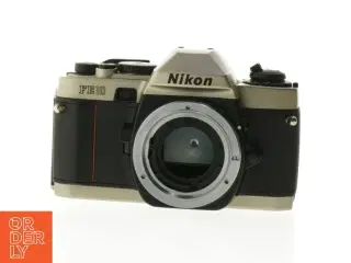 Nikon FE10 analog spejlreflekskamera fra Nikon