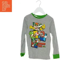 T-Shirt fra H&M (str. 122 cm)