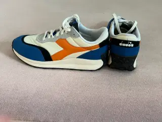 Diadora sko str 44