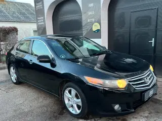 Honda Accord 2,0 Elegance