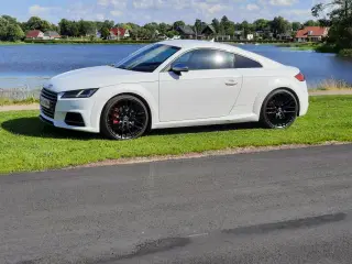 Audi TTS Quattro S-tronic 310 hk