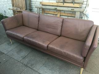 Lædersofa, Mogens Hansen