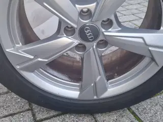 Vinterdæk med originale audi fælge 