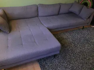 Sofa med bred shaiselong 