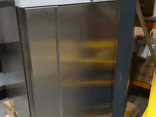 Køleskab GRAM K 220 RG