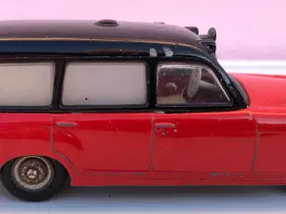 TEKNO...MERCEDES BENZ 220S AMBULANCER