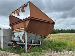 Fødekasse