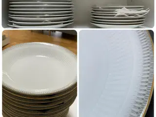 Smukt Bavaria Kongsberg spisestel, samlet pris 