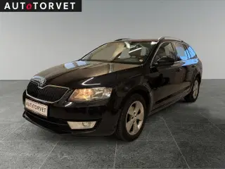 Skoda Octavia 1,6 TDi 110 Style Combi DSG