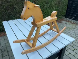 Kay Bojesen gyngehest sælges.