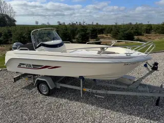 Styrepultbåd HR 480 SC