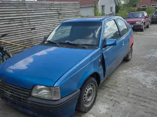 Opel kadett e