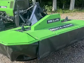 Deutz Fahr front skårlægger