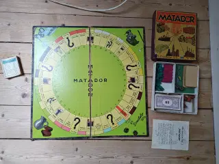 Gammelt Matador Brætspil fra under krigen