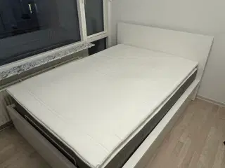 Ikea MALM seng med opbevaring