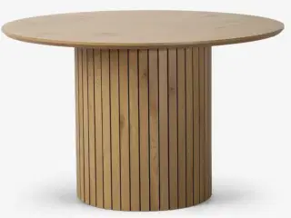 Rundt spisebord i eg