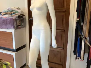 Mannequin 