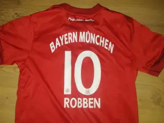 FC BAYERN HOME 2015/16 ROBBEN, STR 152, FLOT STAND