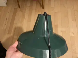 Flaskegrøn loftslampe 