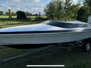 Power Boat