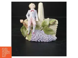 Dekorativ keramisk figurvase med dreng (str. 15x12x8 cm)