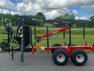 FTG-Källefall FB90 / FB63Ts FTG FB90 skovvogn med 63m kran