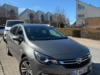 Flot og velholdt Astra stc. 1.4T aut.