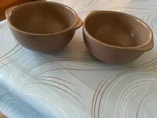 2 små ildfaste skåle 