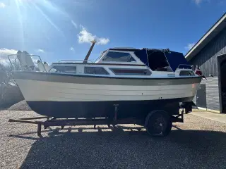 Saga 27 AC med bådvogn