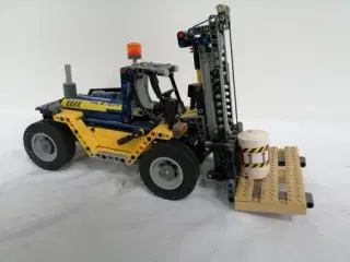 LEGO Technic Stor gaffeltruck