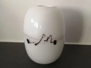 Holmegaard Sakura opalglas vase