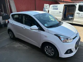 Hyundai I10 hatcback