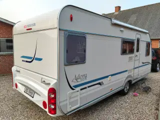 Campingvogne  med 3 køjer