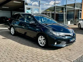 Toyota Auris 1,8 Hybrid H2 Comfort Touring Sports CVT