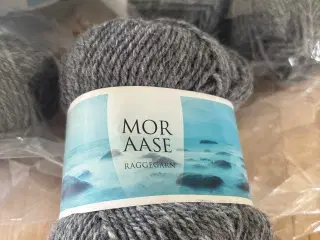 Mor Aase garn, grå 10 nøgler