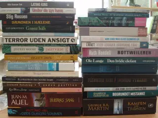 Diverse forfattere paperback 12